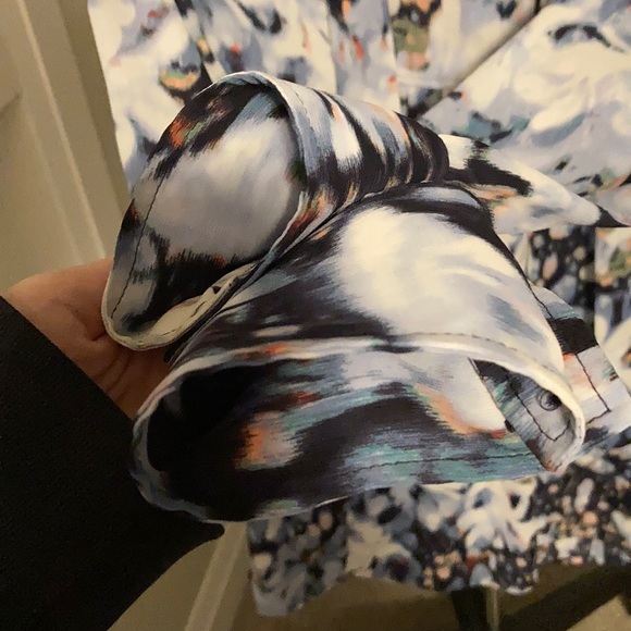 BCBG dress - Picture 5 of 9